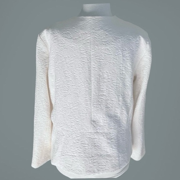 NWOT Metaphor Women’s White Jacket Blazer Size XL Textured Fabric - Picture 2 of 8